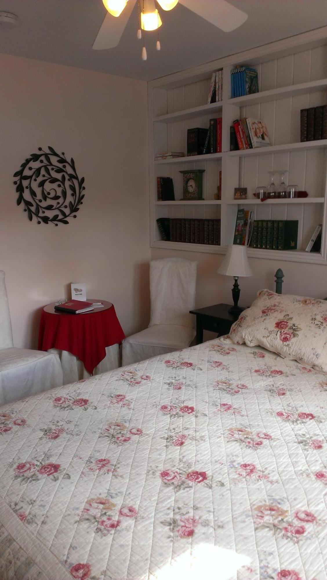 Bed and Breakfast A Li'L Bit Of Eden Niagara-on-the-Lake Habitación foto